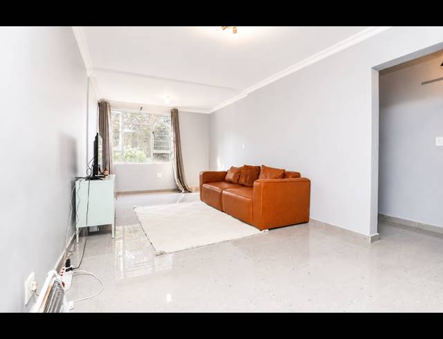 2 BEDROOM APARTMENT FOR SALE IN ESSENWOOD